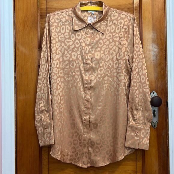 ACOA Rose Gold Leopard Print Long Sleeve Button Down Shirt Women’s Small - Picture 1 of 7